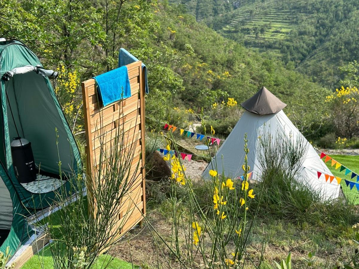 Tipi Sous Les Etoiles Option Et Service Sur Place Petit Dejeuner Et Diner Luxe tent *