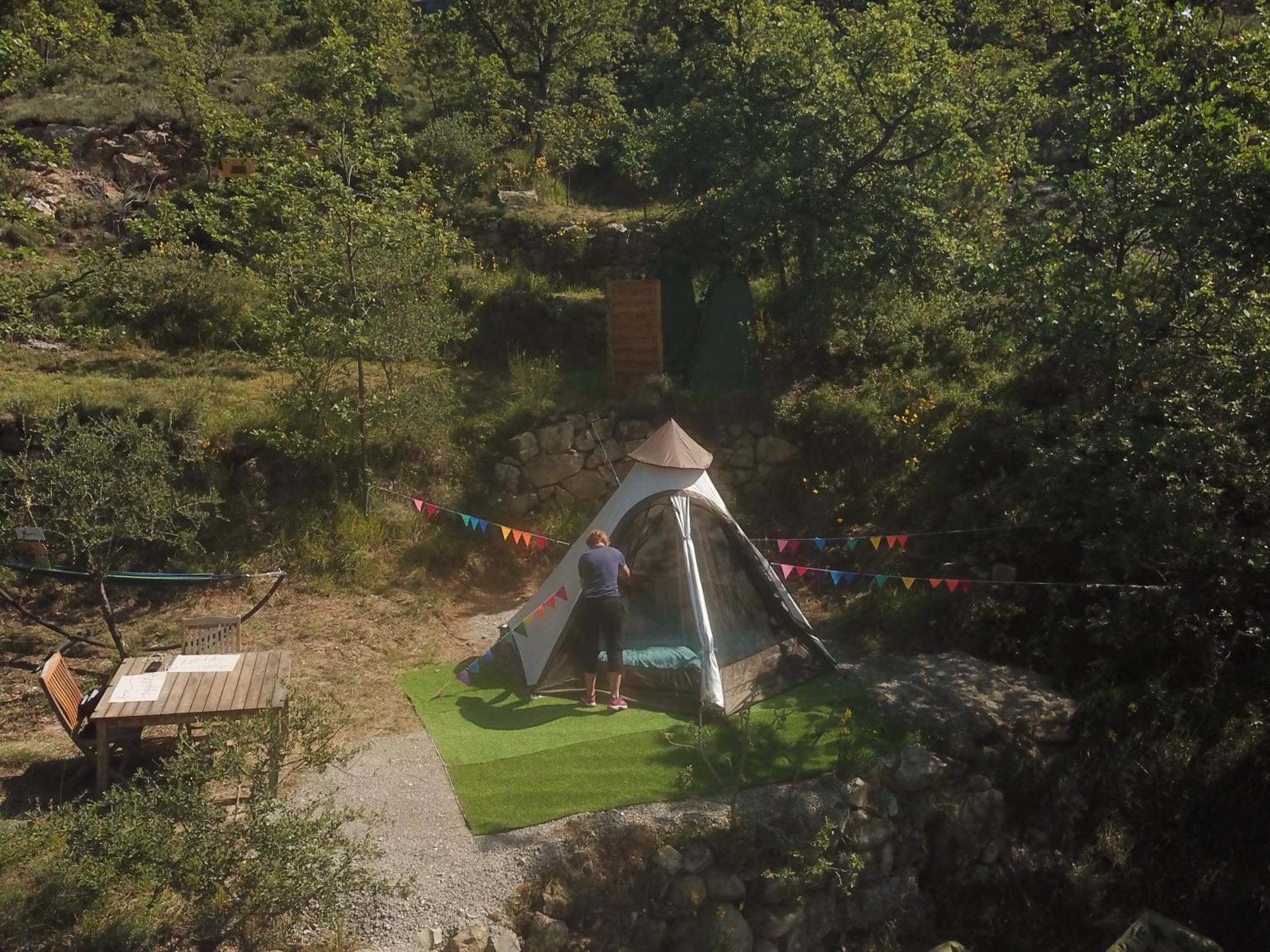 Tipi Sous Les Etoiles Option Et Service Sur Place Petit Dejeuner Et Diner *
